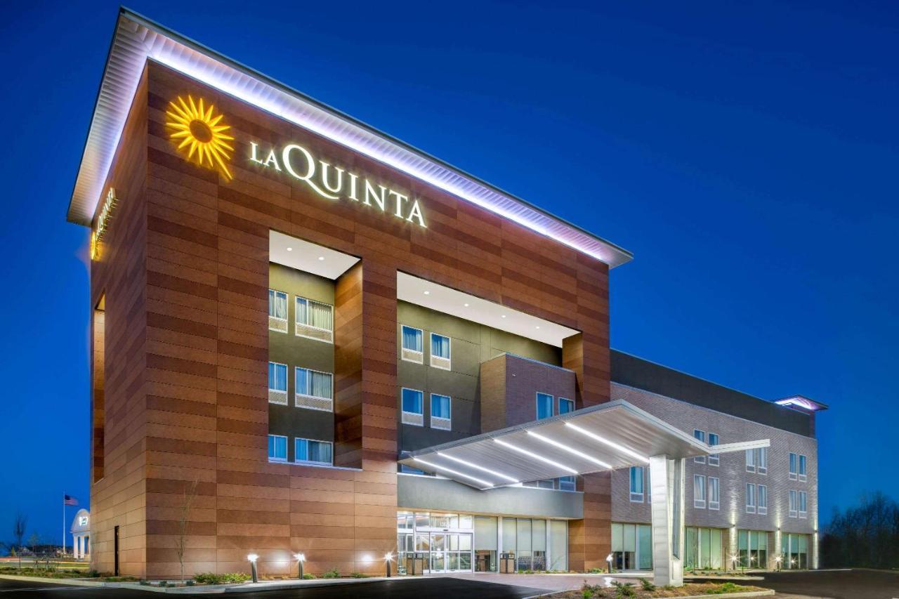 La Quinta Inn & Suites By Wyndham Louisville Ne - Old Henry Rd Экстерьер фото
